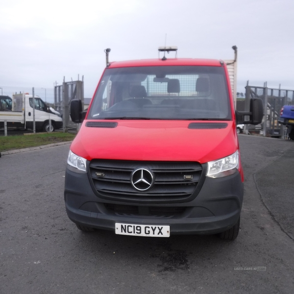 Mercedes 13ft 10" aluminium dropside with tail lift . in Down