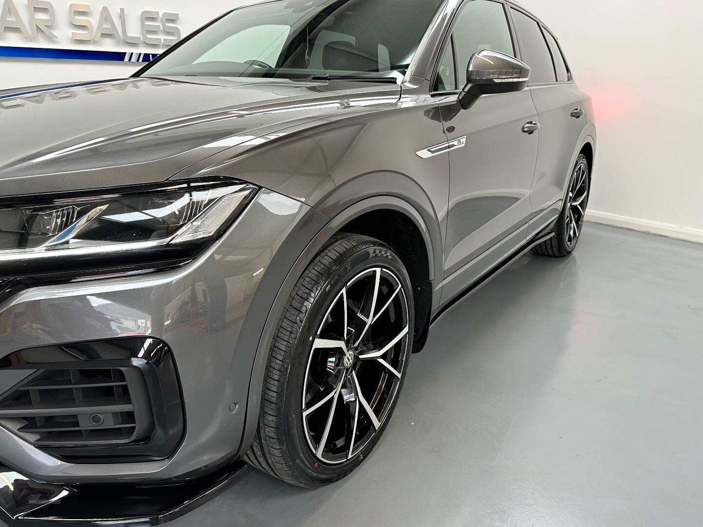 Volkswagen Touareg DIESEL ESTATE in Tyrone