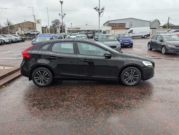Volvo V40 T2 Momentum Edition T2 Momentum Edition in Armagh