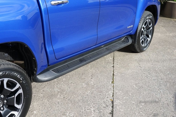 Toyota Hilux INVINCIBLE DOUBLE CAB 4WD 2024, STUNNING BLUE, BLUETOOTH in Down