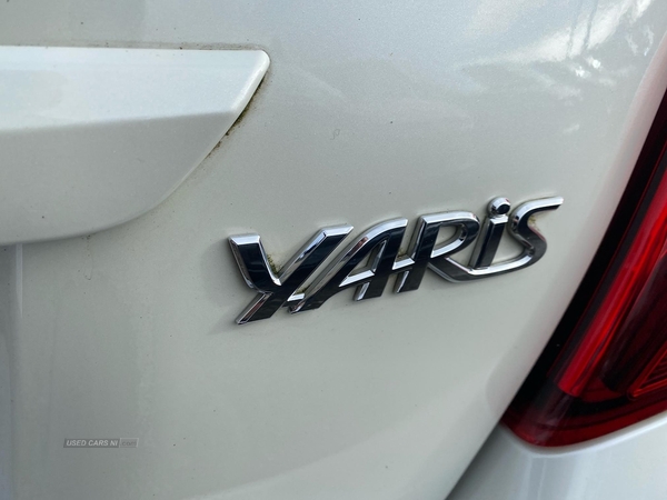 Toyota Yaris 1.33 Vvt-I Design 5Dr in Antrim