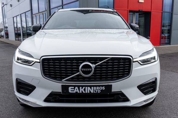 Volvo XC60 2.0 D4 R DESIGN 5dr Geartronic in Derry / Londonderry