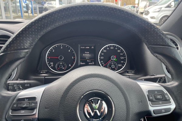 Volkswagen Tiguan 2.0 TDi BlueMotion Tech R-Line 5dr DSG [NAV] in Antrim