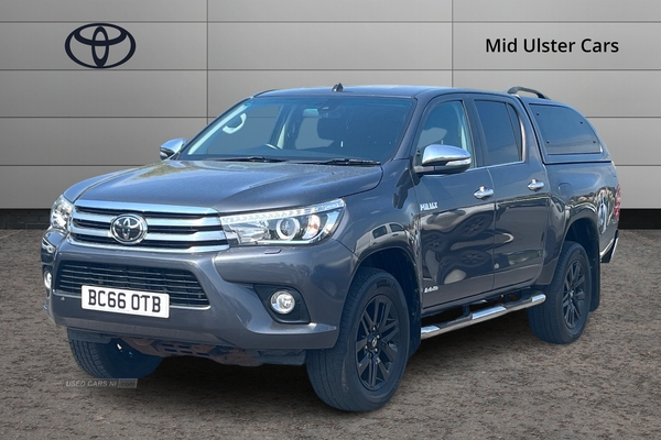Toyota Hilux 2.4 D-4D Invincible 4WD Euro 6 4dr (TSS, 3.5t) in Tyrone