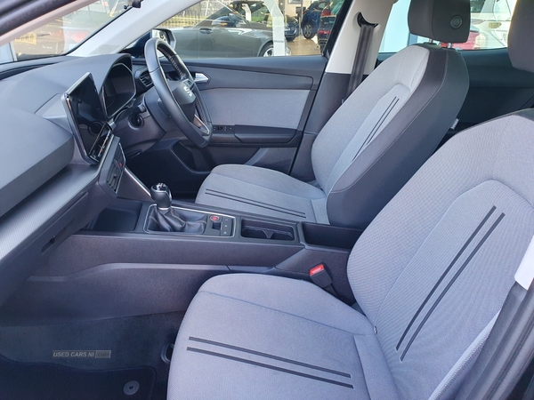 Seat Leon TSI EVO SE DYNAMIC 1.5 130BHP FULL SEAT SERVICE HISTORY SAT NAV PARKING SENSORS in Antrim