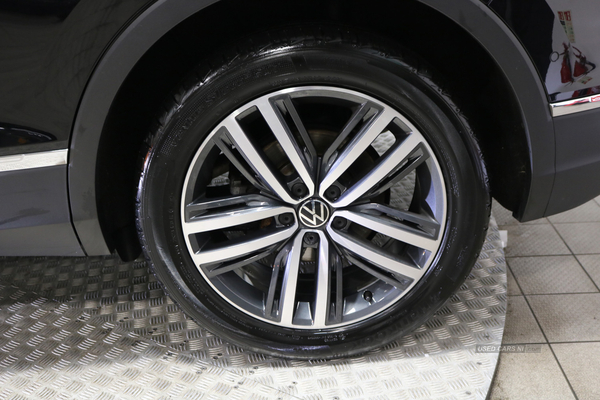 Volkswagen Tiguan ELEGANCE TSI DSG in Antrim