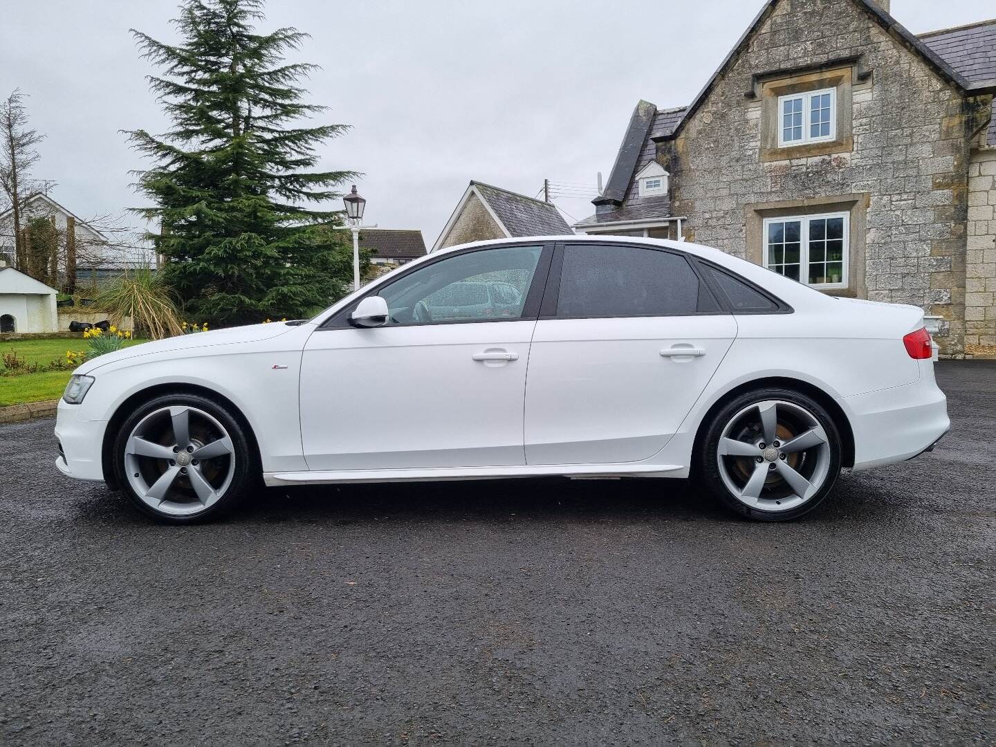 Audi A4 SALOON SPECIAL EDITIONS in Derry / Londonderry