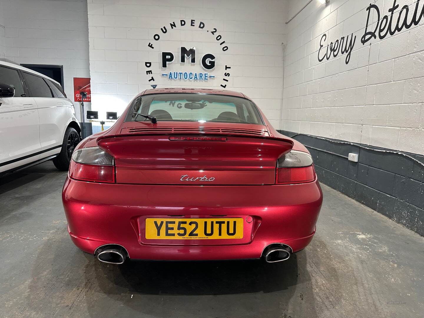 Jan 2003 Porsche 911 2dr Tiptronic S