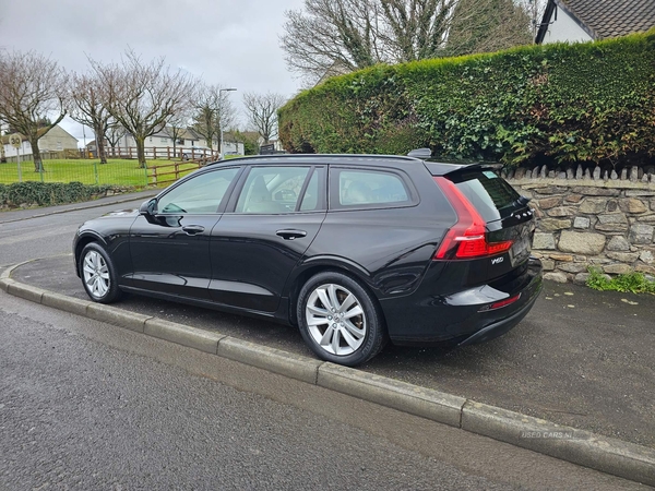 Volvo V60 2.0 D3 Momentum Euro 6 (s/s) 5dr in Down
