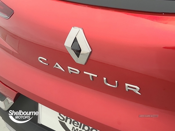 Renault Captur 1.6 E-TECH techno SUV 5dr Petrol Hybrid Auto Euro 6 (s/s) (145 ps in Down
