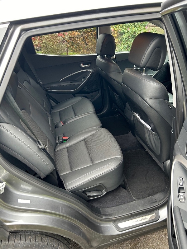 Hyundai Santa Fe 2.2 CRDi Premium 5dr Auto [5 Seats] in Antrim