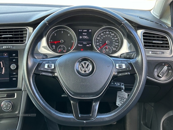Volkswagen Golf 1.6 SE NAVIGATION TDI BLUEMOTION TECHNOLOGY 5d 114 BHP in Antrim
