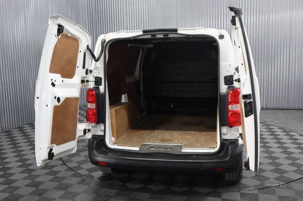 Feb 2019 Citroen Dispatch 1000 1.6 BlueHDi 95 Van Enterprise