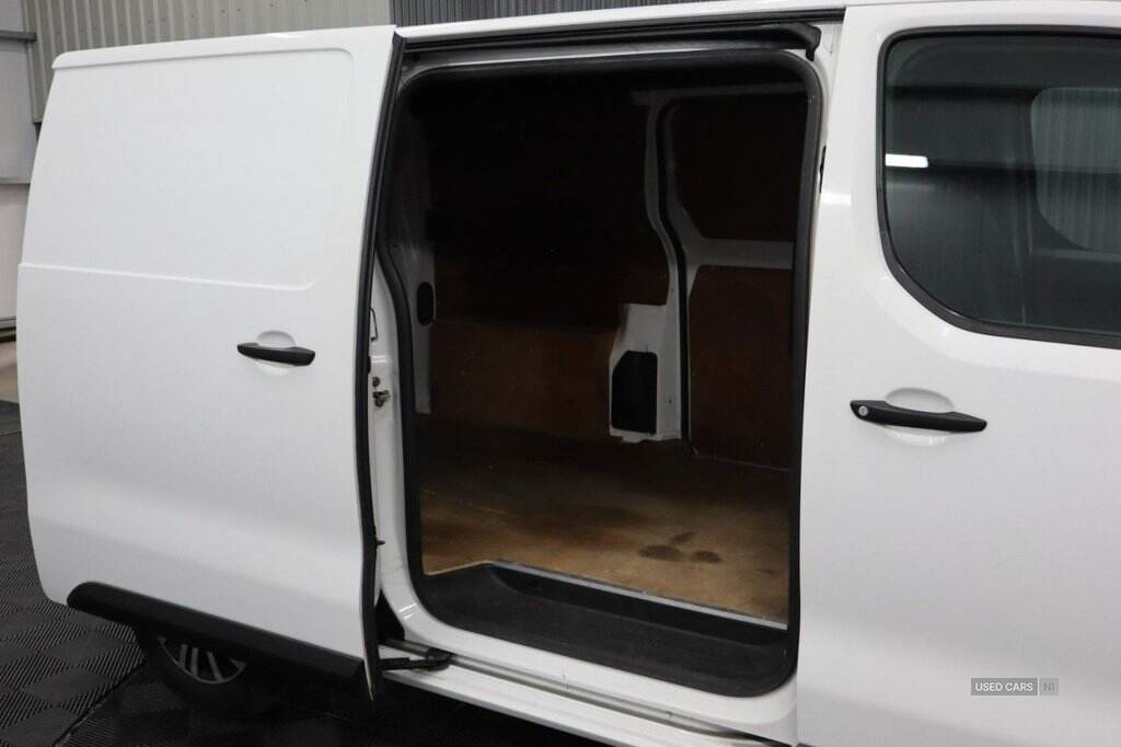 Feb 2019 Citroen Dispatch 1000 1.6 BlueHDi 95 Van Enterprise
