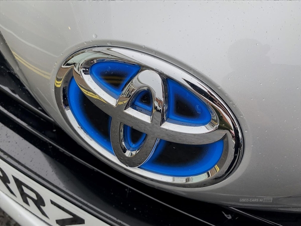 Toyota Yaris 1.5 Hybrid Icon 5Dr Cvt in Down