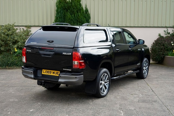 Toyota Hilux 2.4 INVINCIBLE X 4WD D-4D DCB 147 BHP LEATHER, TOWBAR, HEATED SEATS in Down
