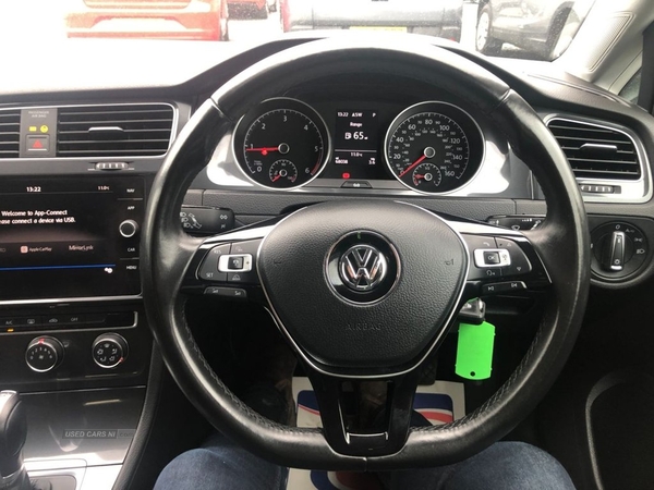 Volkswagen Golf 1.6 SE NAVIGATION TDI BLUEMOTION TECHNOLOGY DSG 5d 114 BHP in Armagh