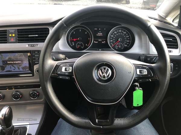 Volkswagen Golf 2.0 SE TDI BLUEMOTION TECHNOLOGY DSG 5d 148 BHP in Armagh