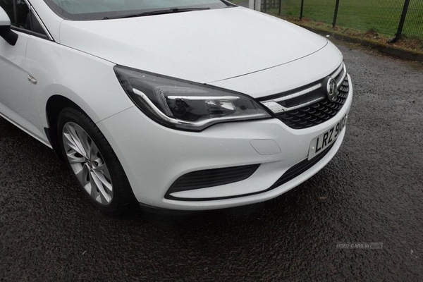 Vauxhall Astra 1.4 ENERGY 5d 99 BHP LOW INSURANCE GROUP / LOW MILEAGE in Antrim
