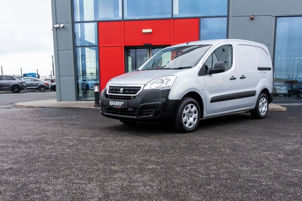 Peugeot Partner 850 SE 1.6 BlueHDi 100 Van [non Start Stop] in Derry / Londonderry