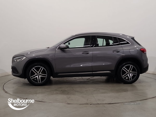 Mercedes-Benz Gla Class 1.3 GLA200 Sport SUV 5dr Petrol 7G-DCT Euro 6 (s/s) (163 ps) in Down