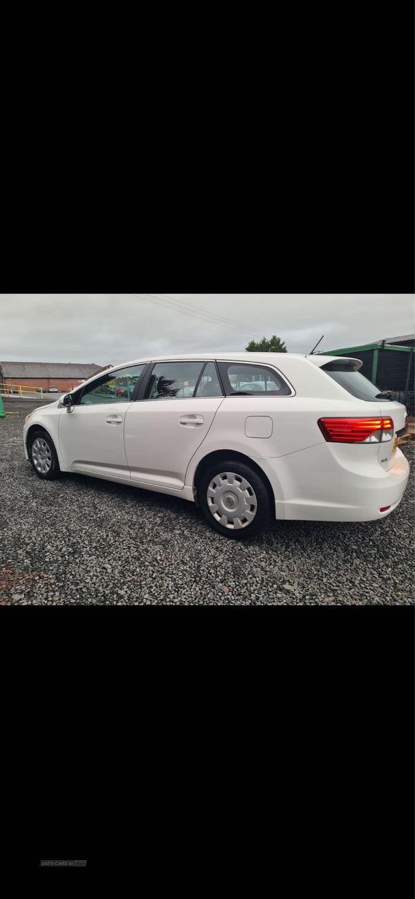 Toyota Avensis 2.0 D-4D Active 5dr in Antrim