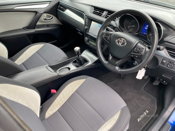 Toyota Avensis DIESEL SALOON in Antrim