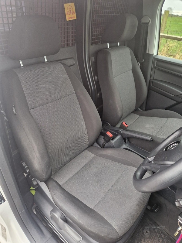 Volkswagen Caddy 2.0 TDI BlueMotion Tech 102PS Trendline Van in Antrim