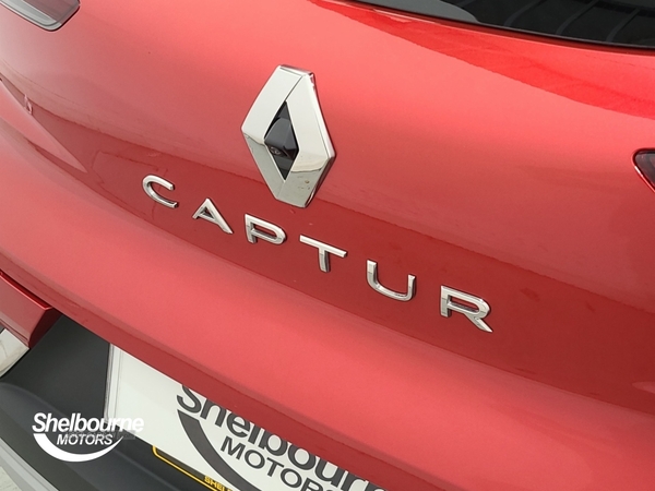 Renault Captur 1.6 E-TECH 9.8kWh techno SUV 5dr Petrol Plug-in Hybrid Auto Euro 6 (s/s) (160 ps) in Down