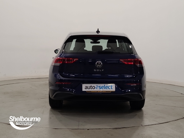 Volkswagen Golf 1.5 eTSI MHEV Life Hatchback 5dr Petrol Hybrid DSG Euro 6 (s/s) (150 ps) in Down