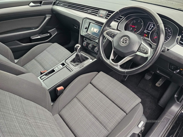 Volkswagen Passat 2.0 TDI EVO SE Euro 6 (s/s) 4dr in Down