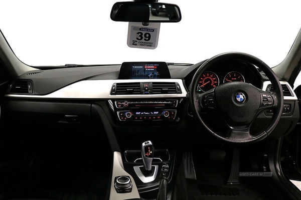 BMW 3 Series 320d EfficientDynamics Plus 4dr Step Auto in Down