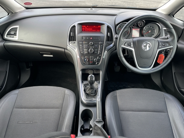 Vauxhall Astra 2.0 CDTi 16V SE 5dr in Tyrone