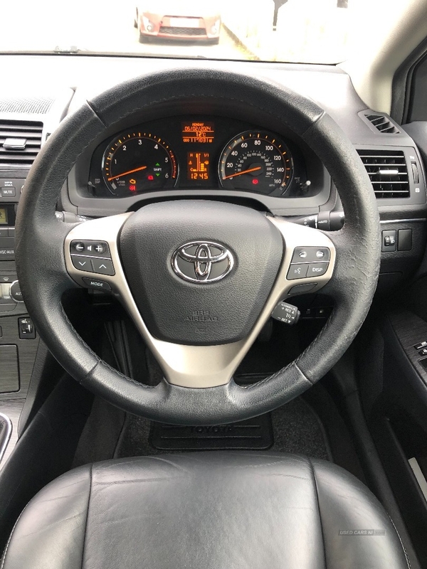 Toyota Avensis 2.0 D-4D T4 4dr in Antrim