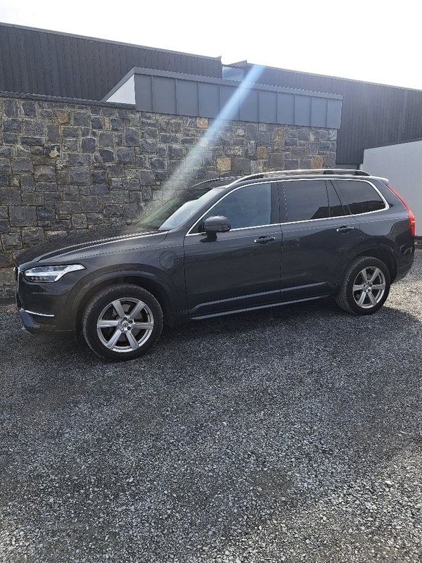 Volvo XC90 2.0 T8 Hybrid Momentum 5dr Geartronic in Antrim