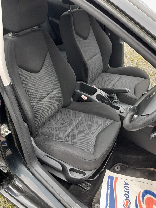 Peugeot 308 1.6 HDi 92 SR 5dr in Armagh