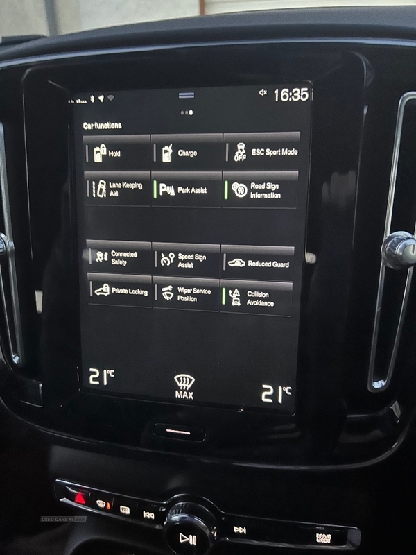 Volvo XC40 1.5 T5 Recharge PHEV R DESIGN 5dr Auto in Derry / Londonderry
