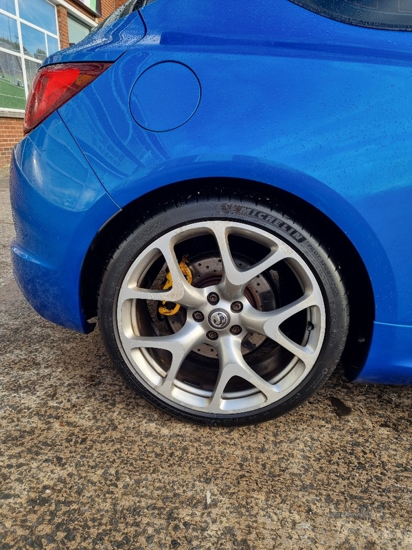 Vauxhall Astra GTC 2.0T 16V VXR 3dr in Down