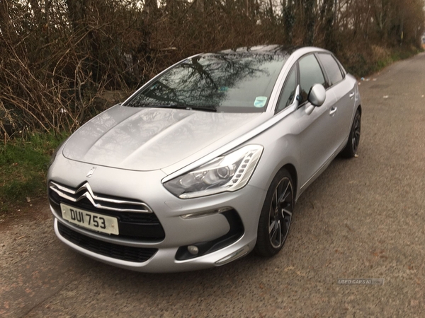 Citroen DS5 2.0 HDi DStyle 5dr in Derry / Londonderry