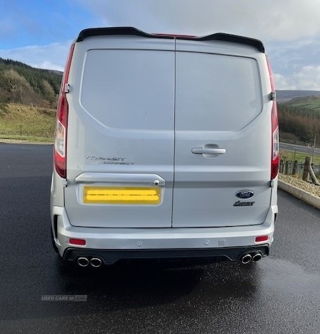 Ford Transit Connect 1.5 EcoBlue 120ps Limited Van Powershift in Derry / Londonderry