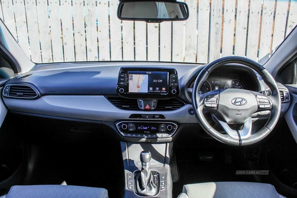 Hyundai i30 1.6 CRDi (109ps) Premium SE DCT in Antrim