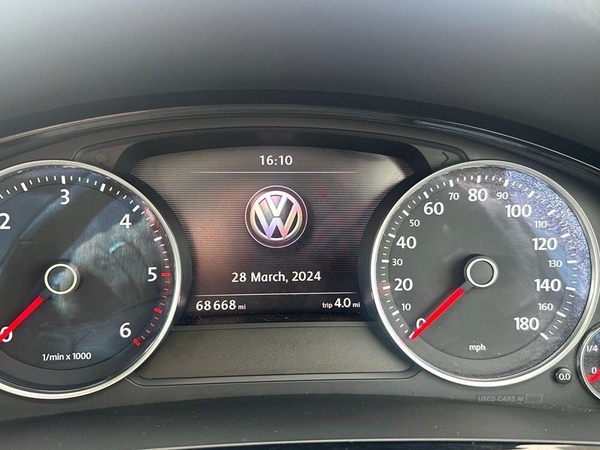 Volkswagen Touareg 3.0 V6 R-LINE TDI BLUEMOTION TECHNOLOGY 5d 259 BHP in Antrim
