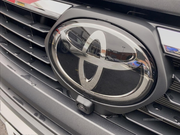 Toyota Hilux Invincible X D/Cab Pick Up 2.8 D-4D Auto in Down