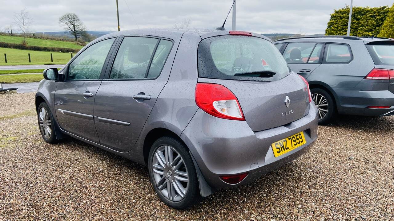 Renault Clio HATCHBACK in Derry / Londonderry