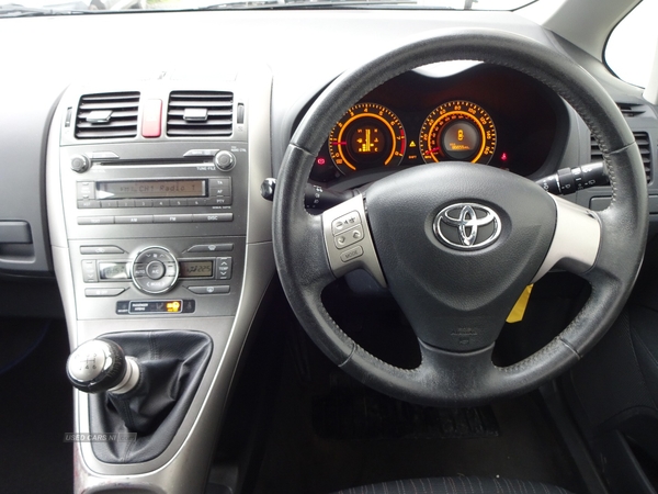 Toyota Auris 1.6 V-Matic TR 5dr [6] in Down