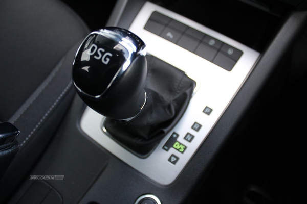 Skoda Octavia Hatch SE Technology 1.0 TSI 115 PS DSG in Antrim