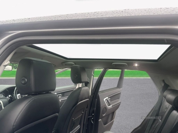 Land Rover Discovery Sport HSE SE 7 SEATS in Antrim