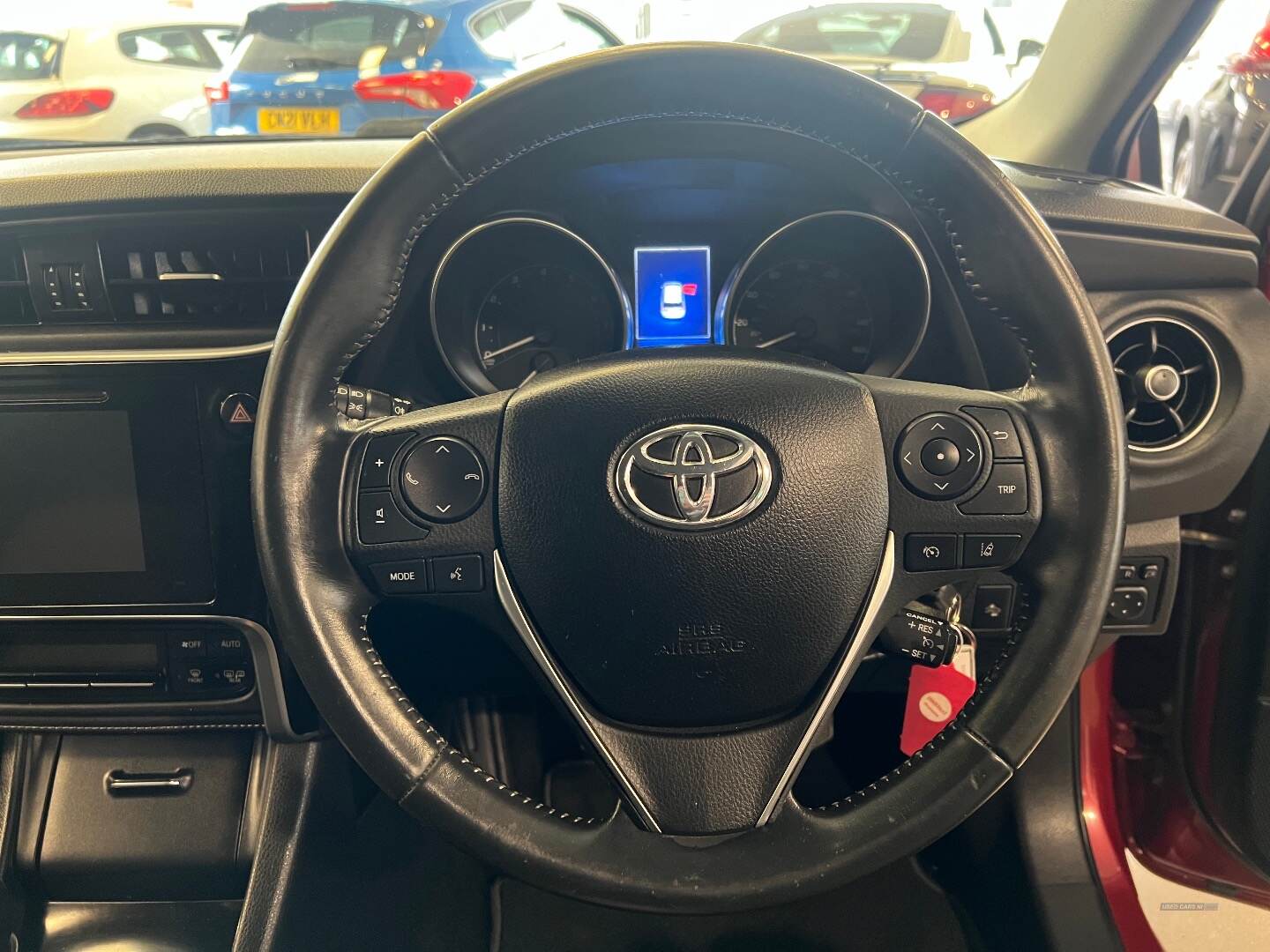 Toyota Auris HATCHBACK in Antrim
