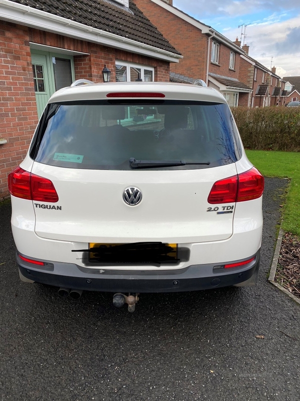 Volkswagen Tiguan 2.0 TDi BlueMotion Tech SE 5dr [2WD] in Armagh