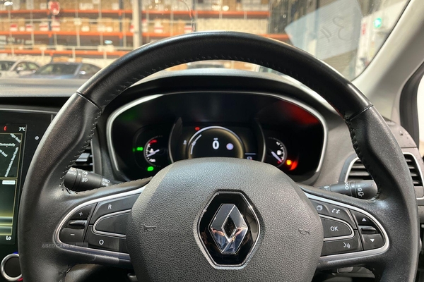 Renault Megane 1.2 TCE Dynamique S 5dr- Driver Assistance, Front & Rear Parking Sensors & Camera, Electric Parking Brake, Cruise Control, Bluetooth in Antrim